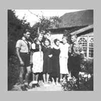 022-0289 Goldbacher Jugend vor 1945. Fritz Ewert, Anneliese Heymuth, Elli Grunewald, Lia Ewert, Renate Heymuth und Herbert Augustin im Sommer 1939..jpg